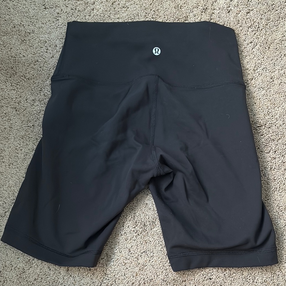 Lululemon Black Biker Shorts - Picture 1 of 1